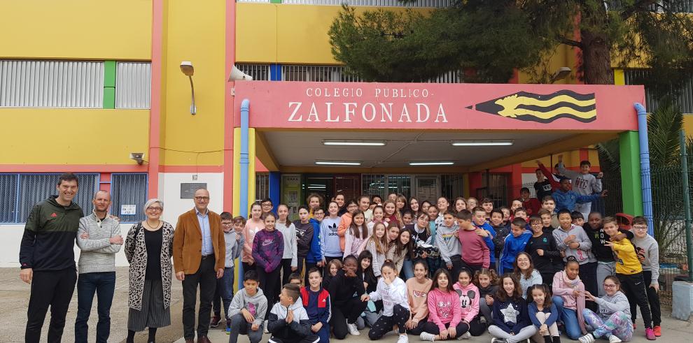 La patinadora Nerea Langa pone en valor el deporte femenino en los centros educativos aragoneses