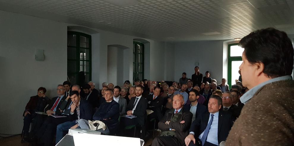 El Libro Blanco destaca el potencial económico y social de la línea ferroviaria de Pau- Canfranc-Zaragoza