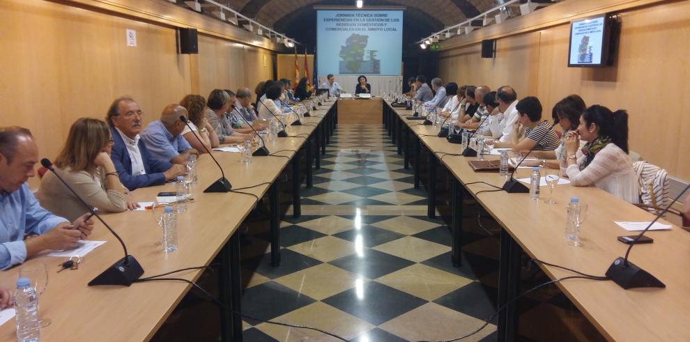 Casi 600 toneladas de residuos domésticos y comerciales son generados en Aragón al año