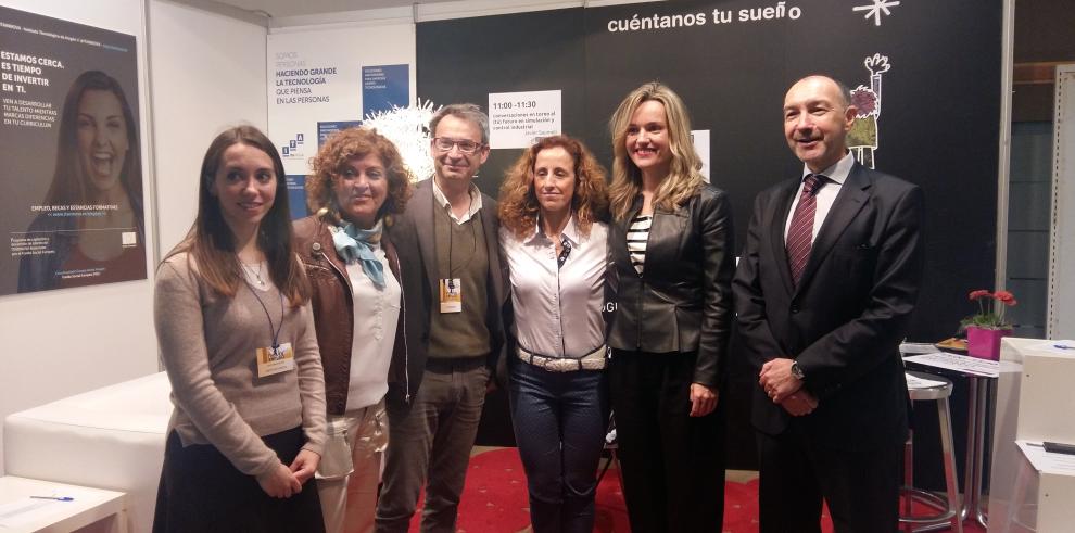 Pilar Alegría participa en la Feria de Empleo de la Universidad de Zaragoza