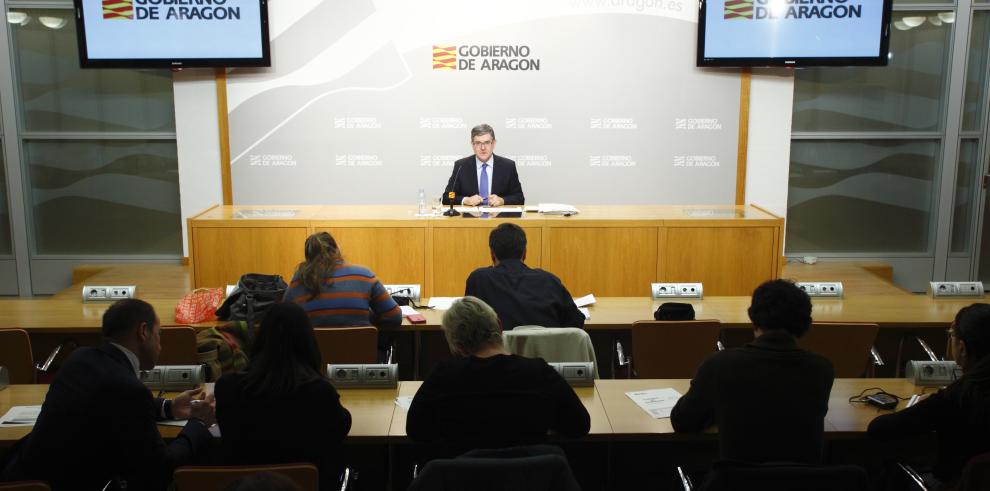 El Gobierno de Aragón, la FAMCP y Gas Natural Fenosa acuerdan evitar el corte del suministro electro o gas a familias en riesgo de urgencia social