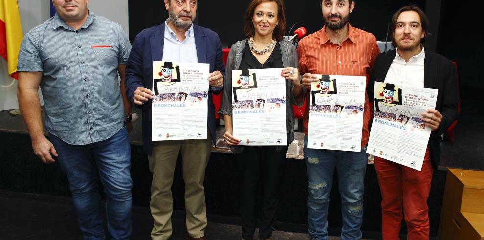 La consejera Mayte Pérez presenta el III Festival de Títeres y Clown de la Comarca de la Sierra de Albarracín