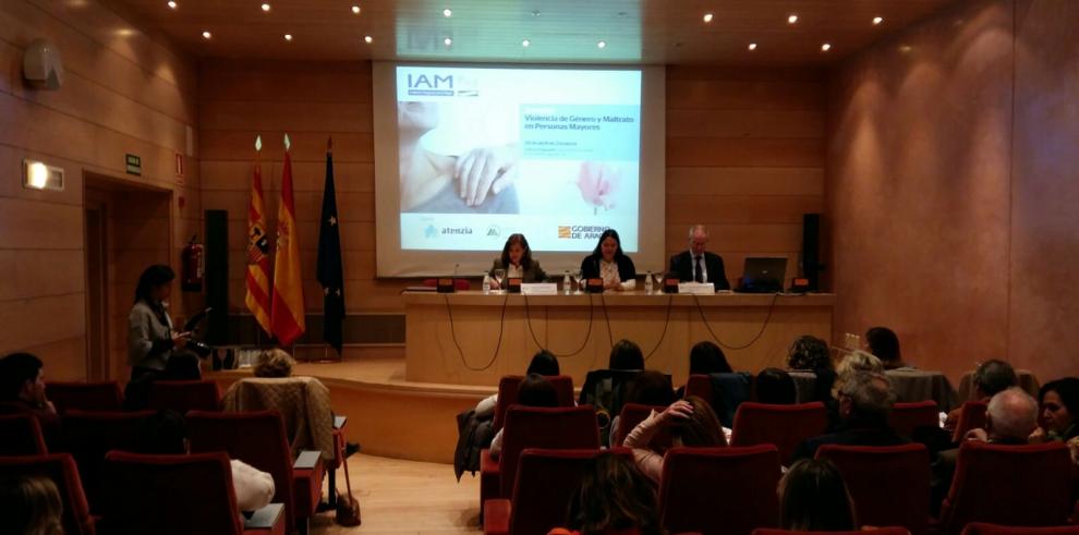 El IAM formará por primera a los usuarios la Red de Centros de Mayores para prevenir la violencia de género 