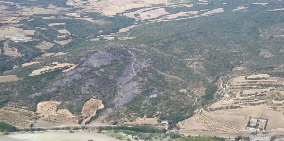 Controlado el incendio de Barbastro y evoluciona favorablemente el de Graus