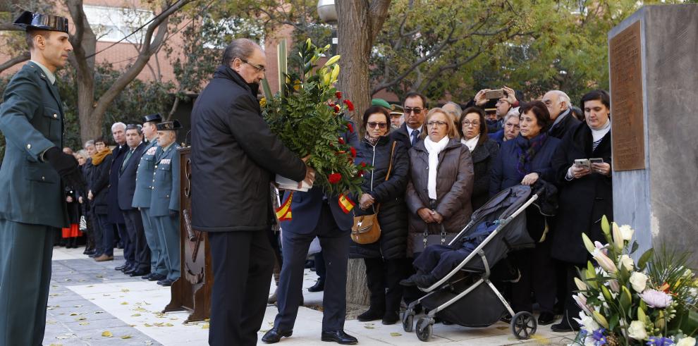 Zaragoza recuerda a las víctimas del peor atentado terrorista de la ciudad