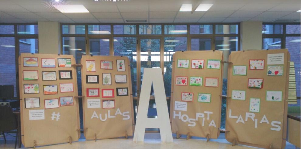 El alumnado de las aulas hospitalarias felicita la Navidad con una exposición en el Servicio Provincial de Educación de Zaragoza