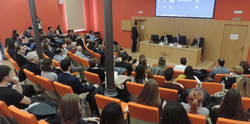 Estudiantes y profesionales se forman en Responsabilidad Social de la mano del IAF y la Universidad de Zaragoza