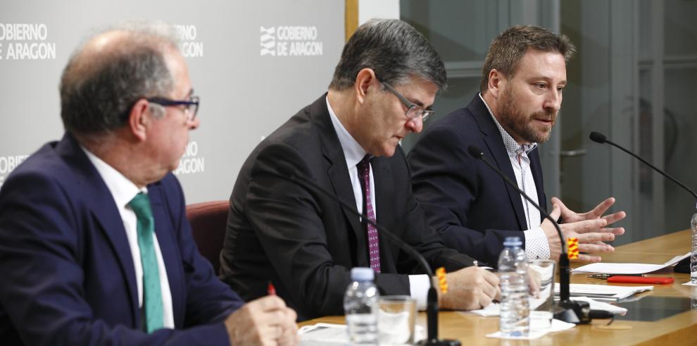 El borrador de Presupuestos para 2017 intensifica la apuesta del Gobierno de Aragón por las políticas de carácter social y mejora la inversión