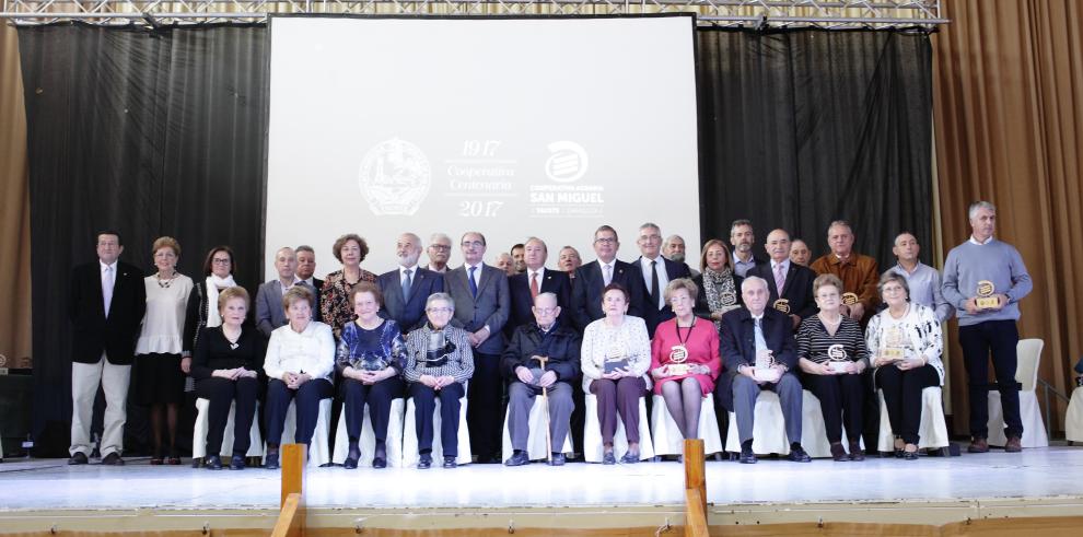 El Presidente de Aragón aplaude el impulso de la centenaria cooperativa San Miguel de Tauste