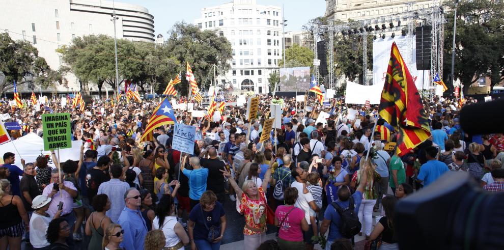 Lambán: “el fenómeno del terrorismo es global y hay que combatirlo desde la unidad política y social global”