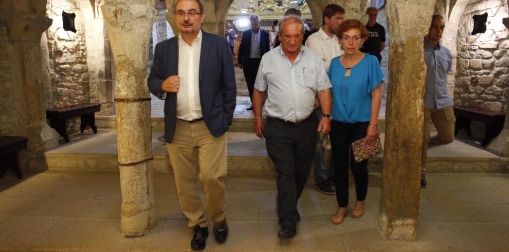 La segunda fase de restauración del claustro de la catedral de Roda de Isábena y la continuidad de las obras permitirán la puesta a punto de esta joya del románico