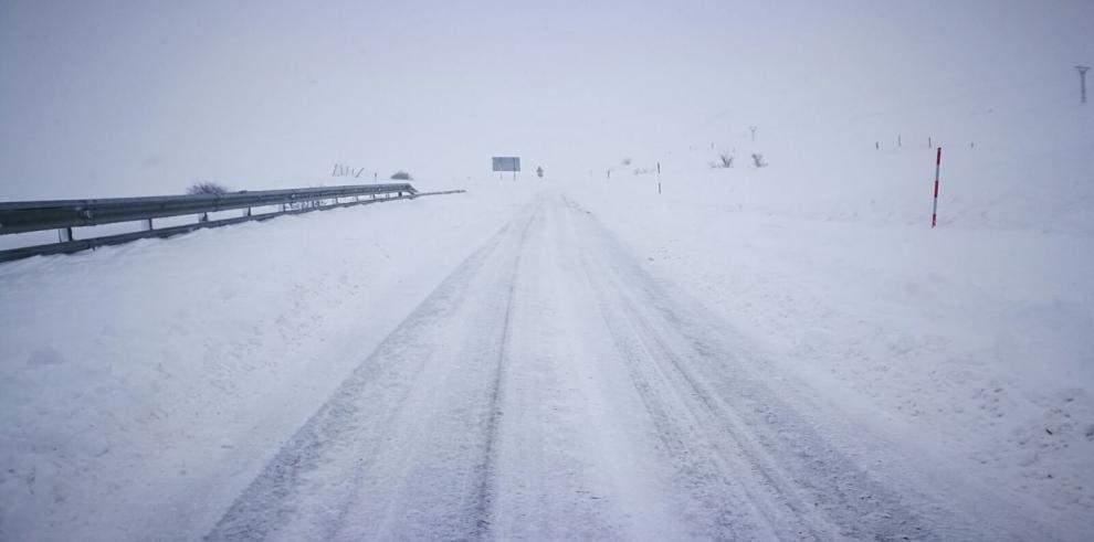 Continúa la situación de alerta por aludes en varias carreteras