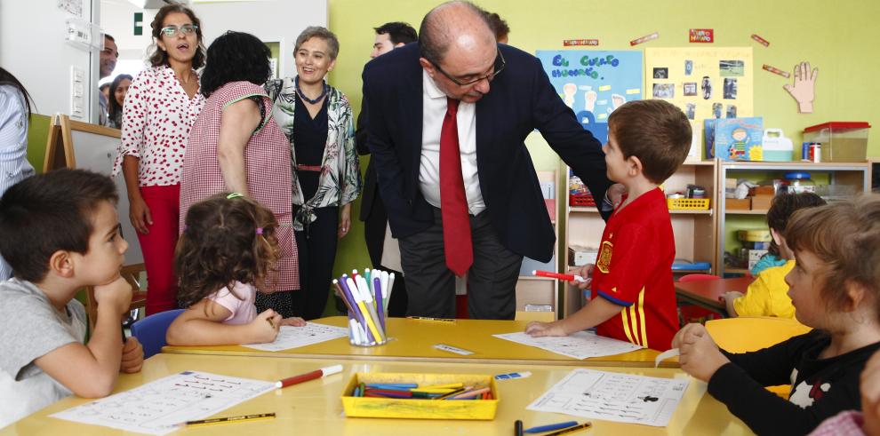 Lambán destaca la importancia de las nuevas infraestructuras educativas de la zona sur de Zaragoza