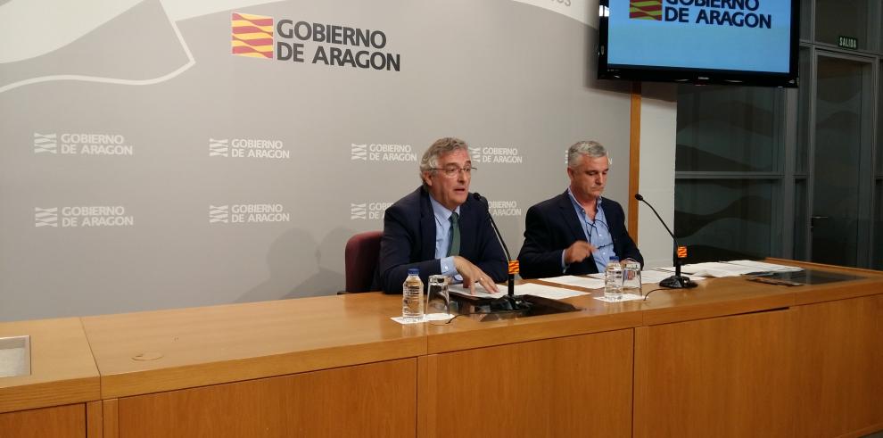 El Gobierno de Aragón apuesta por un modelo público de gestión forestal basado en el operativo de Sarga y el favorecimiento del empleo local