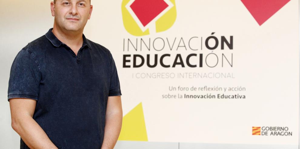 Richard Gerver: "Cualquiera puede enseñar conocimientos, pero solo los mejores profesores hacen que el aprendizaje este vivo y suceda"