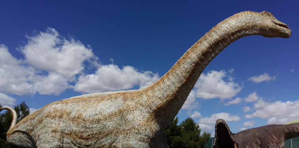 Dinópolis estrena su temporada estival con un nuevo dinosaurio: Aragosaurus, el primer dinosaurio español