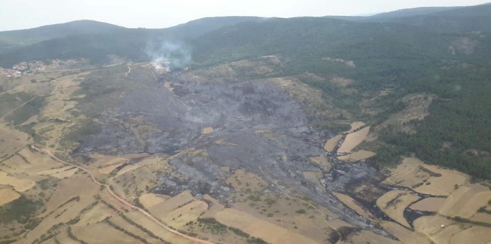 Se da por controlado el incendio en Bronchales