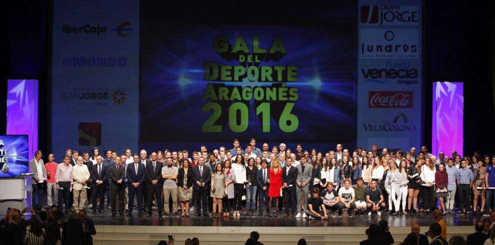 La montañera María Pilar Prades y el atleta Luis Alberto Hernando, mejores Deportistas Aragoneses 2016