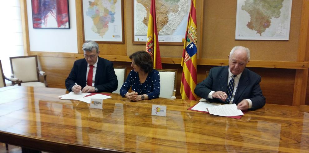 IASS y Coapema firman un convenio de colaboración para el mantenimiento del consejo y la organización de actividades para los mayores