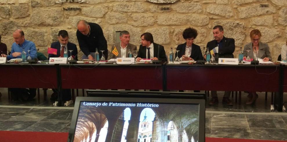 Aragón refuerza su apoyo a las candidaturas a Patrimonio Mundial Inmaterial de las tamborradas y del proyecto de la técnica de la piedra seca