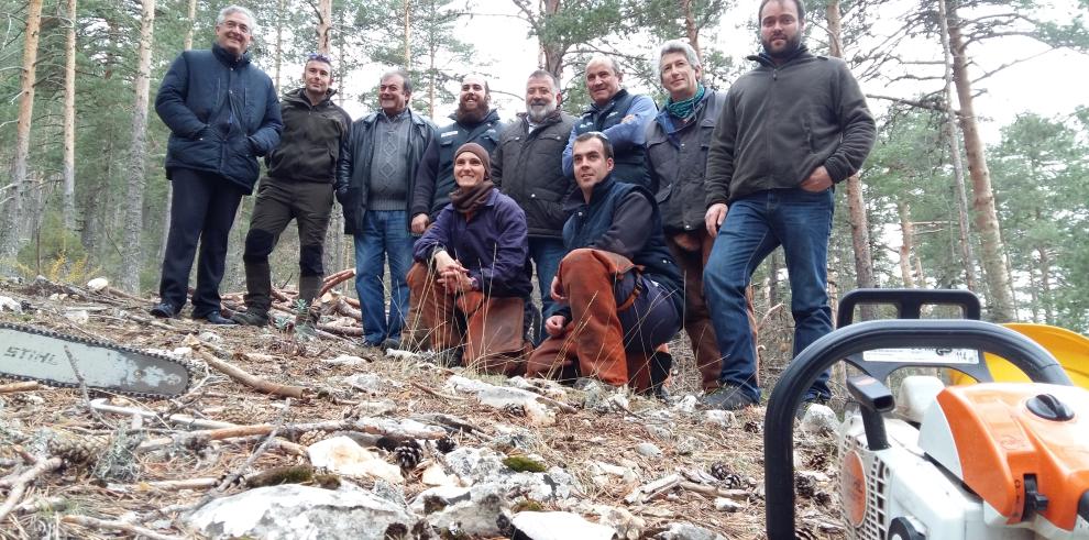 Las cuadrillas forestales también apagan los incendios con sus trabajos silvícolas