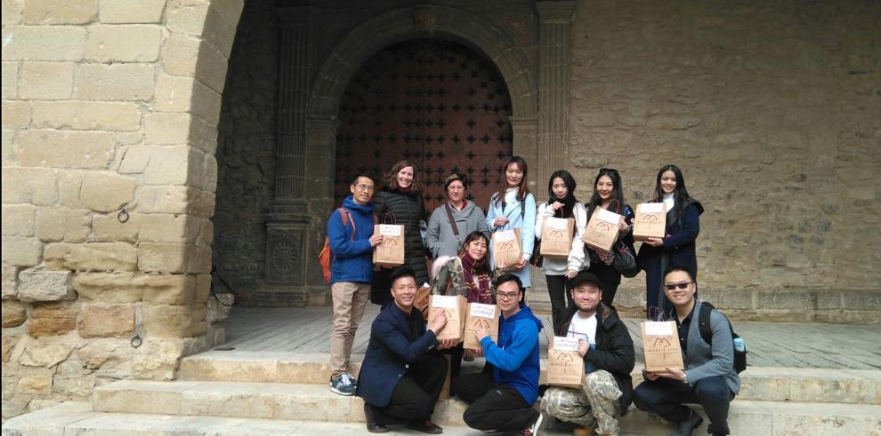 Representantes de  agencias de viaje chinas recorren comarcas de Teruel