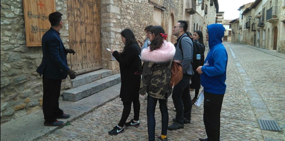 Representantes de  agencias de viaje chinas recorren comarcas de Teruel