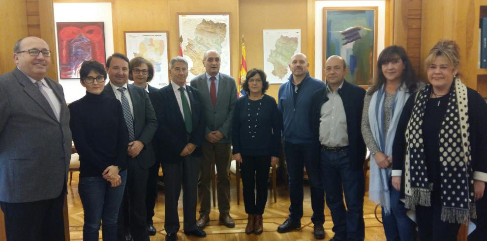 Gobierno de Aragón y agentes sociales acuerdan crear una Comisión de Seguimiento del Sistema Aragonés de Atención a las Personas en Situación de Dependencia