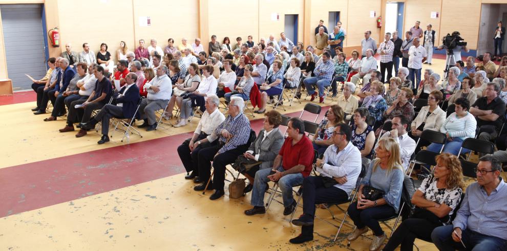 El presidente Lambán homenajea a los 120 fusilados en la guerra civil y el franquismo en Luceni 