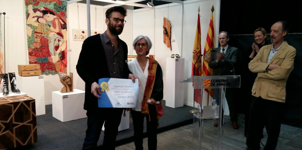 Gastón visita la Feria de Artesanía y anuncia un fuerte impulso presupuestario para el sector