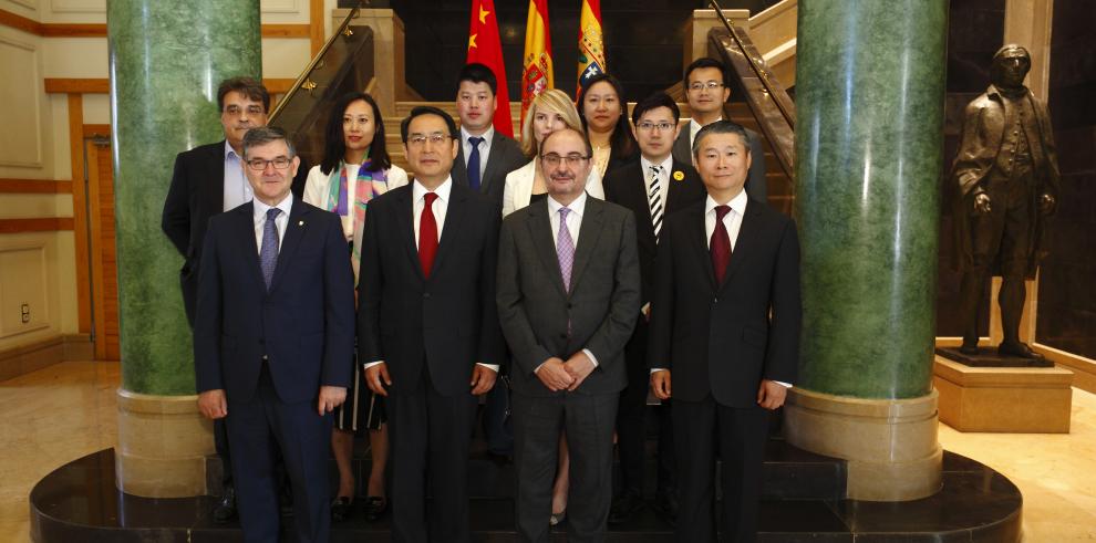 Aragón consolida el enlace con China