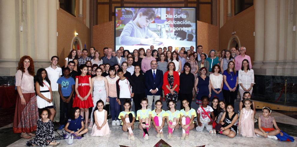 La Educación Aragonesa vive su día grande con un homenaje a sus protagonistas