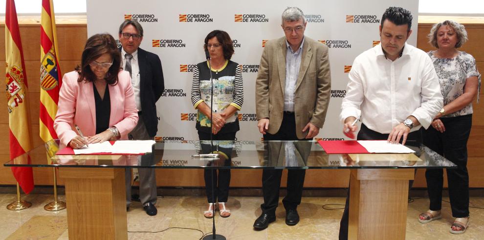 El Gobierno de Aragón amplía la oferta de plazas de centros de día para personas dependientes gracias a un convenio con la FAMCP y las asociaciones de residencias