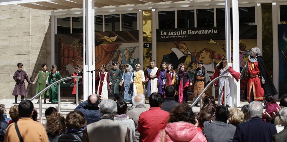 Cerca de 3.500 personas han participado hoy en la jornada de puertas abiertas del edificio Pignatelli