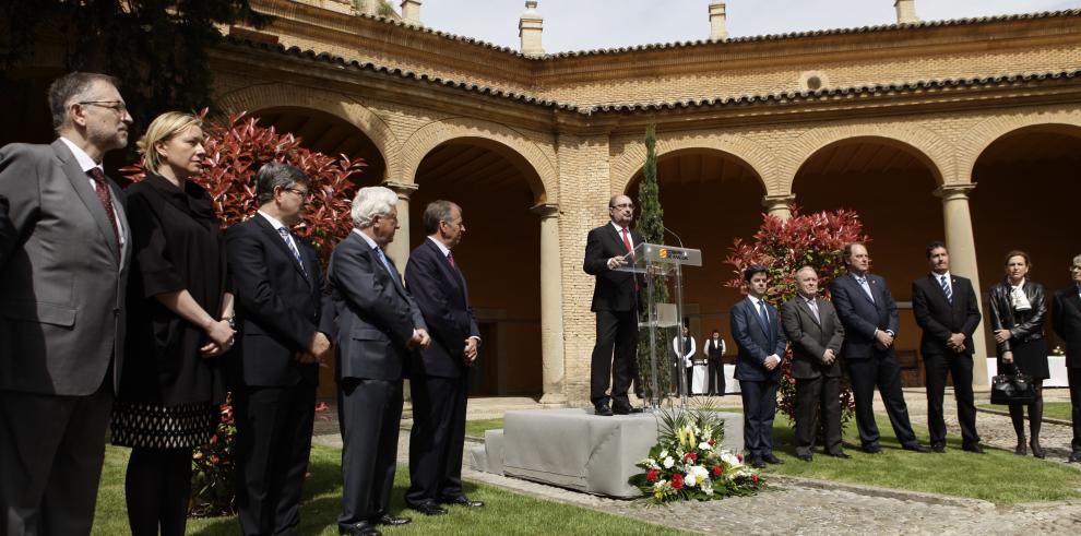 Lambán: “Debemos creernos y proyectar al exterior nuestras potencialidades”