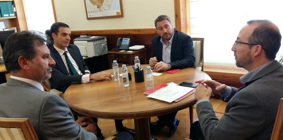 Reunión con ASINTRA para tratar sobre la situación del transporte público de viajeros