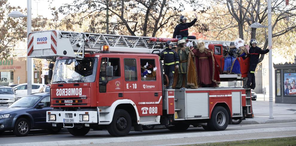 Los Reyes Magos llevan su magia y regalos al Hospital Infantil