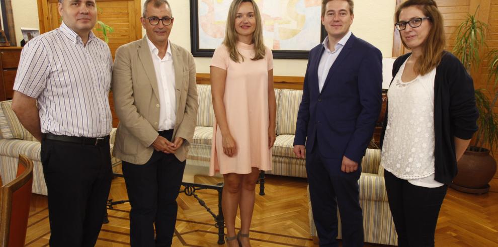 Convenio con el Colegio de Ingenieros de Telecomunicaciones de Aragón para promover las tecnologías de la información y las comunicaciones