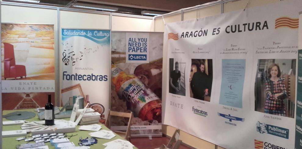 El Gobierno de Aragón recupera su presencia en la Feria del Libro Aragonés de Monzón con un stand propio y la entrega de sus premios