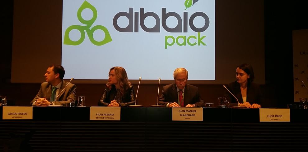 Pilar Alegría destaca la eficiencia y la colaboración como claves en el proyecto DIBBIOPACK