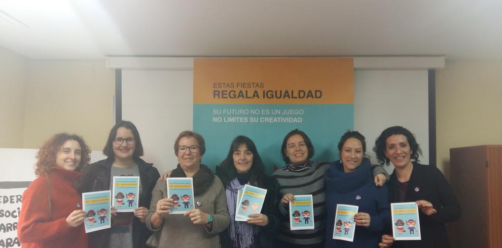 Contra el sexismo de los juguetes, “estas fiestas regala Igualdad”