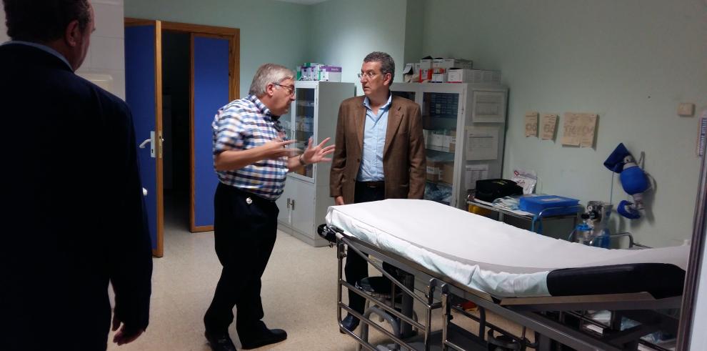 Celaya ha visitado los centros de salud de Herrera de los Navarros y Cariñena