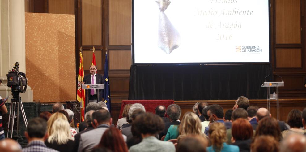 Lambán apela al necesario cambio radical de la conciencia y la ética de la humanidad para solucionar el problema del cambio climático