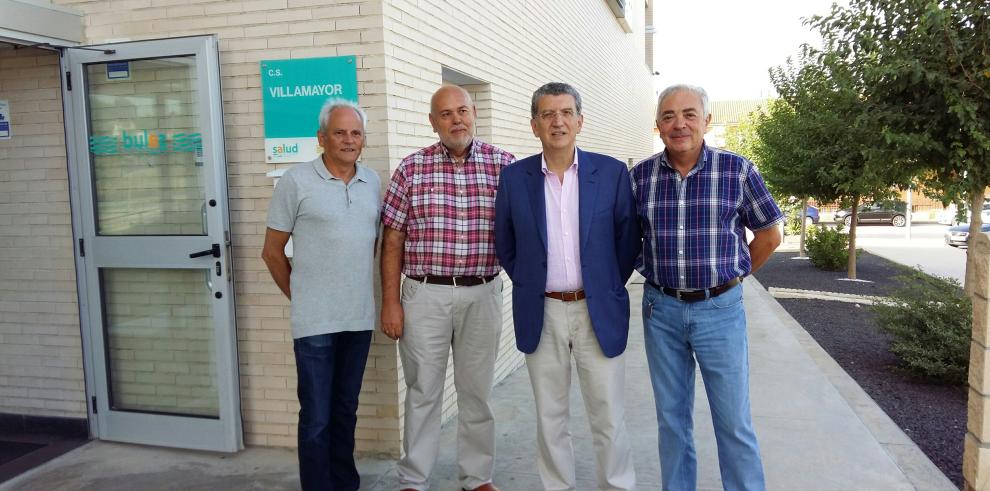 El consejero de Sanidad visita Zuera y Villamayor