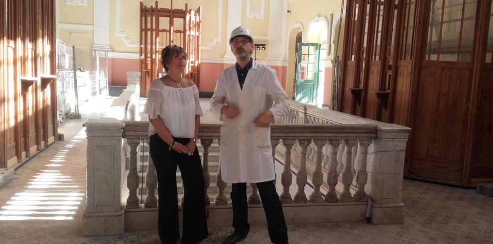 Comienza la restauración del tramo central del vestíbulo de la estación de Canfranc