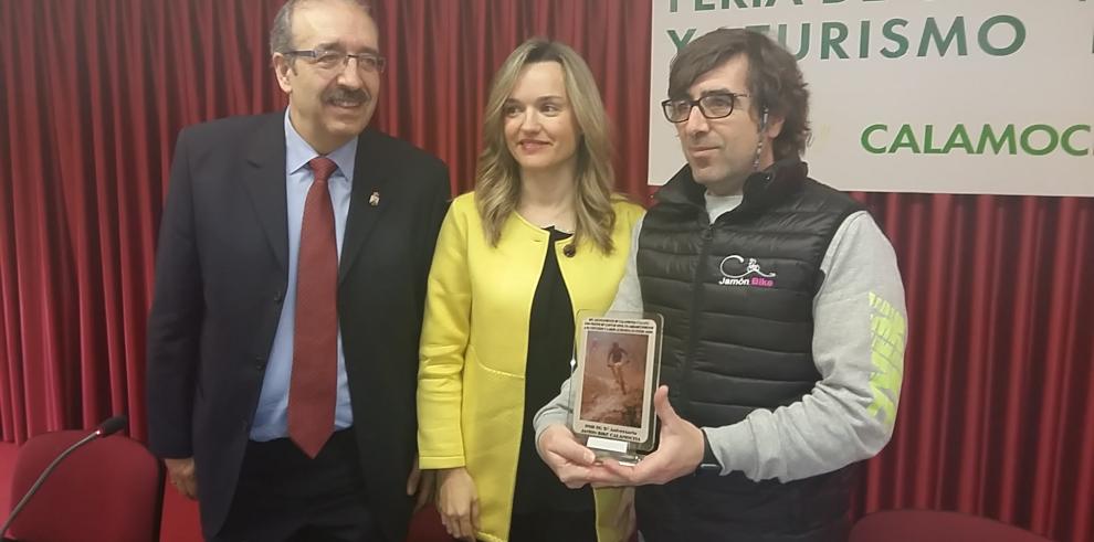 Pilar Alegría inaugura la XV edición de la Feria de Caza, Pesca y Turismo Rural de Calamocha