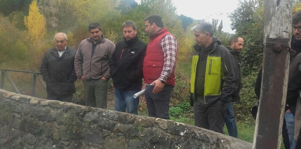 José Luis Soro destaca en Jánovas que "recuperar este pueblo es de justicia ante tanta injusticia sufrida por los vecinos"