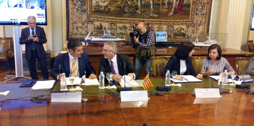 El viñedo aragonés contará con 3,2 millones de euros para su reestructuración y reconversión en 2017