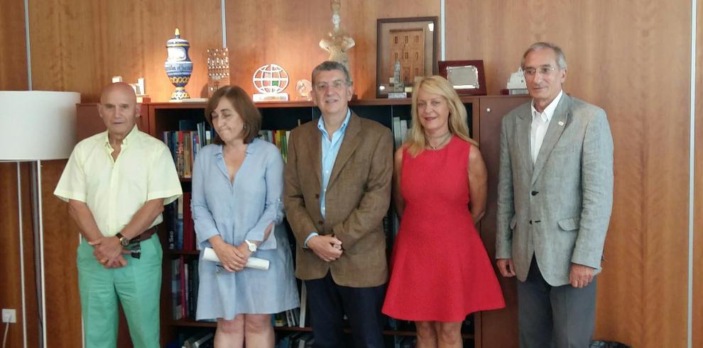 Renovado el convenio entre el Gobierno de Aragón y la Asociación Española contra el Cáncer para el voluntariado en los hospitales