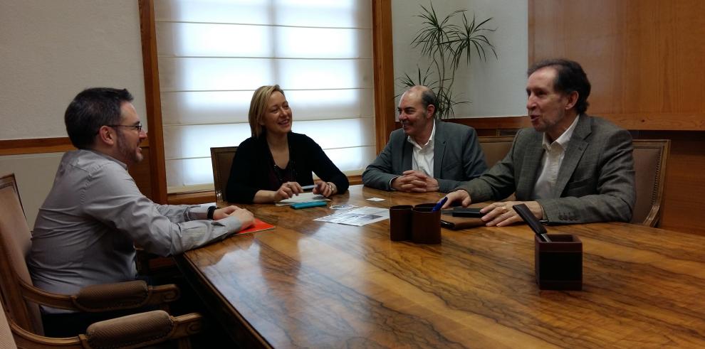 Gastón recibe a la Asociación de Vecinos y Amigos del Túnel de Benasque